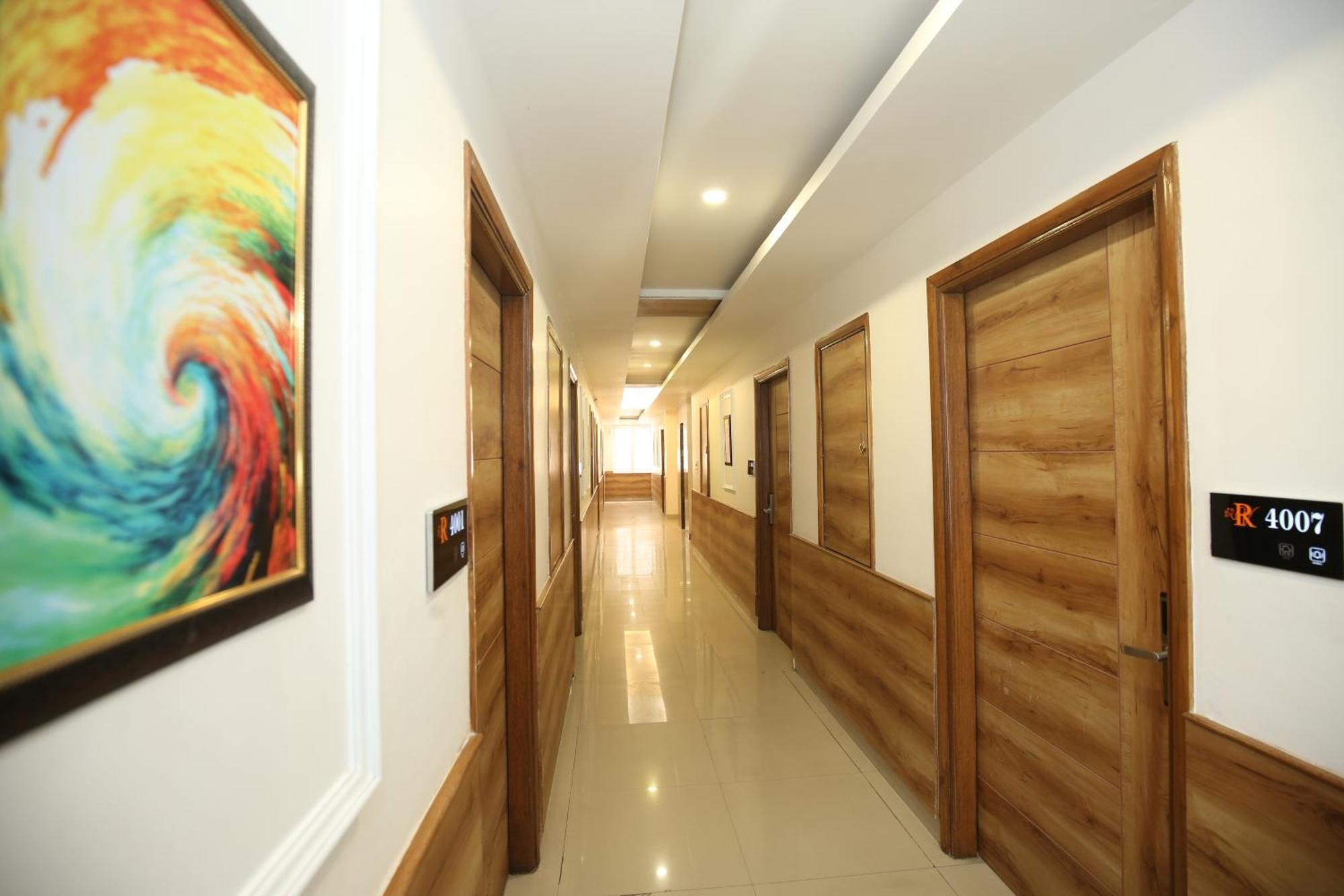 Hotel Rv Regency 阿姆利则 外观 照片